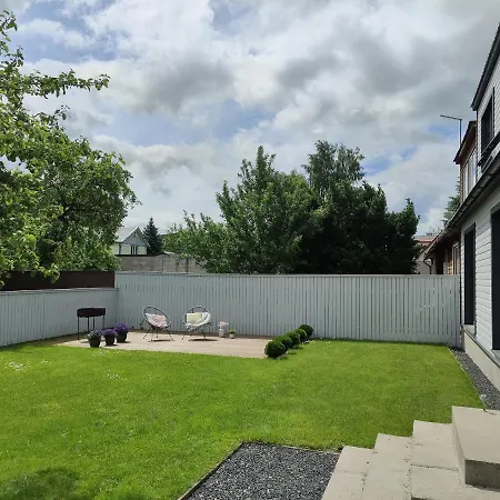 アパート Cozy Paernu Apartment, Near The Beach With Nice Garden *
